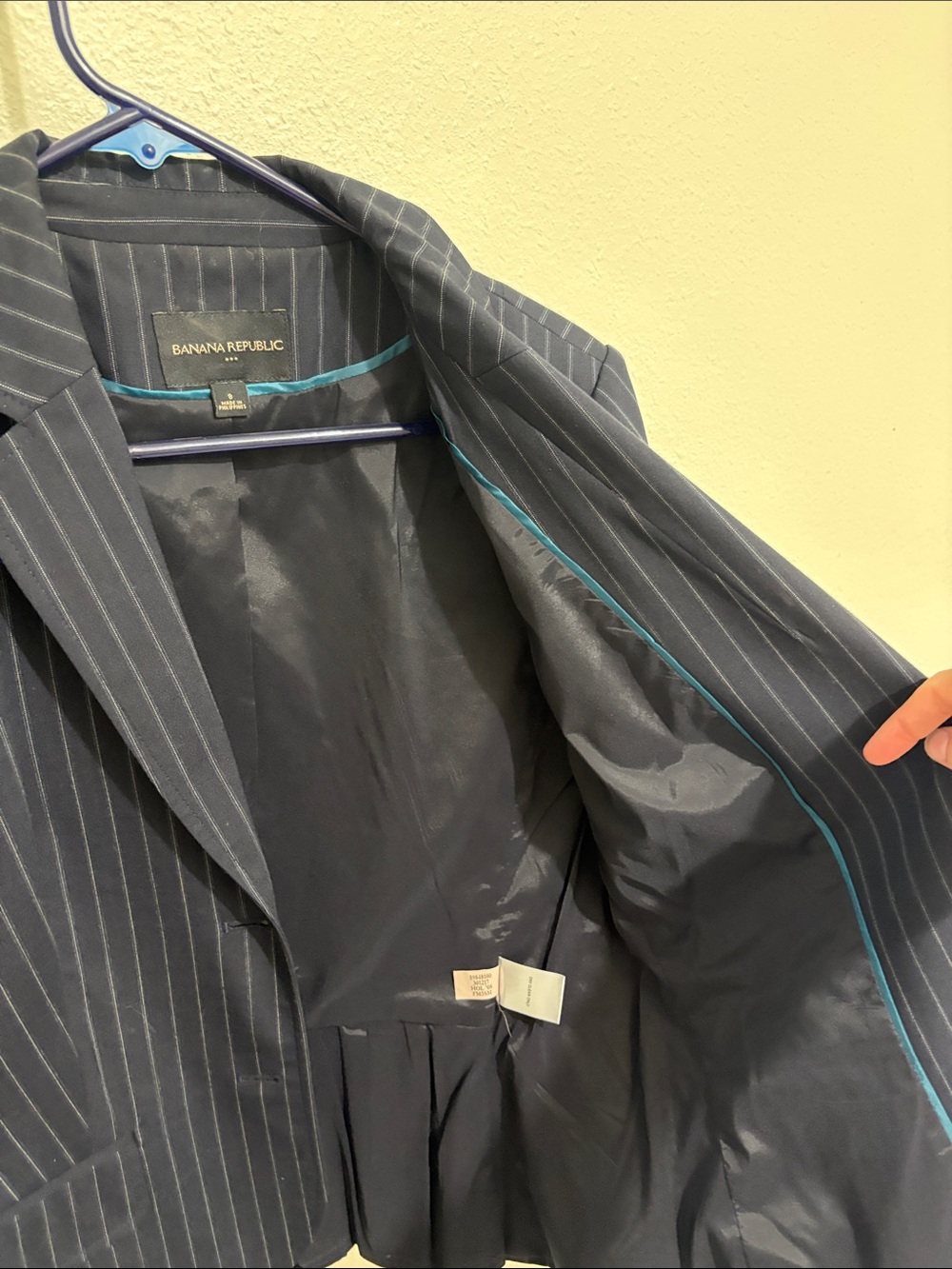 Banana Republic Navy Pinstripe Suit Blazer & Trousers - Picture 7 of 10